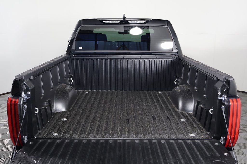 2026 Toyota Tundra SR5 - Photo 8