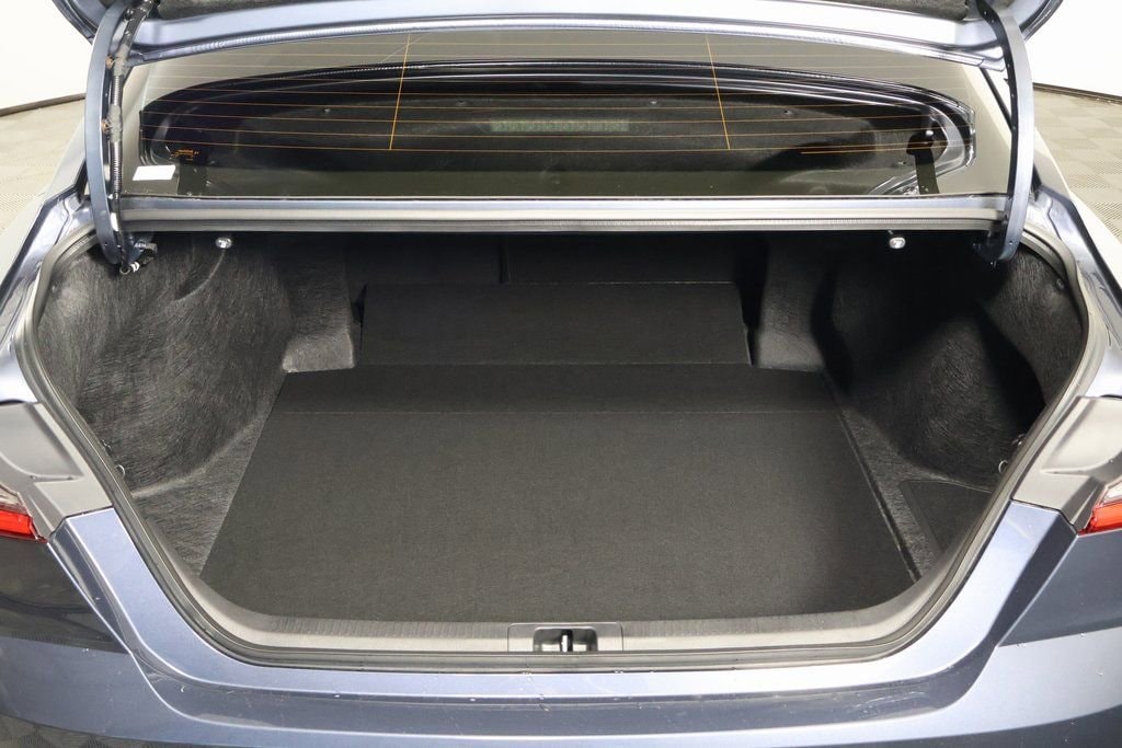 2026 Toyota Camry XSE - Photo 14