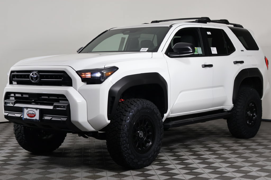 New 2026 Toyota 4Runner SR5 SUV