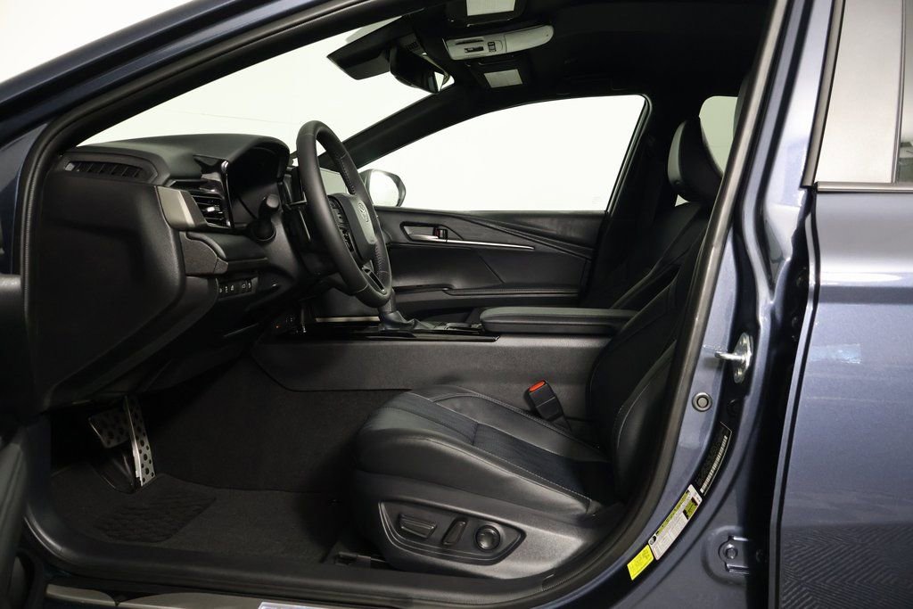 2026 Toyota Camry XSE - Photo 10