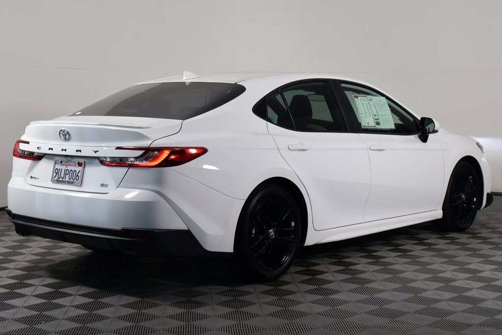 Certified 2025 Toyota Camry SE Sedan