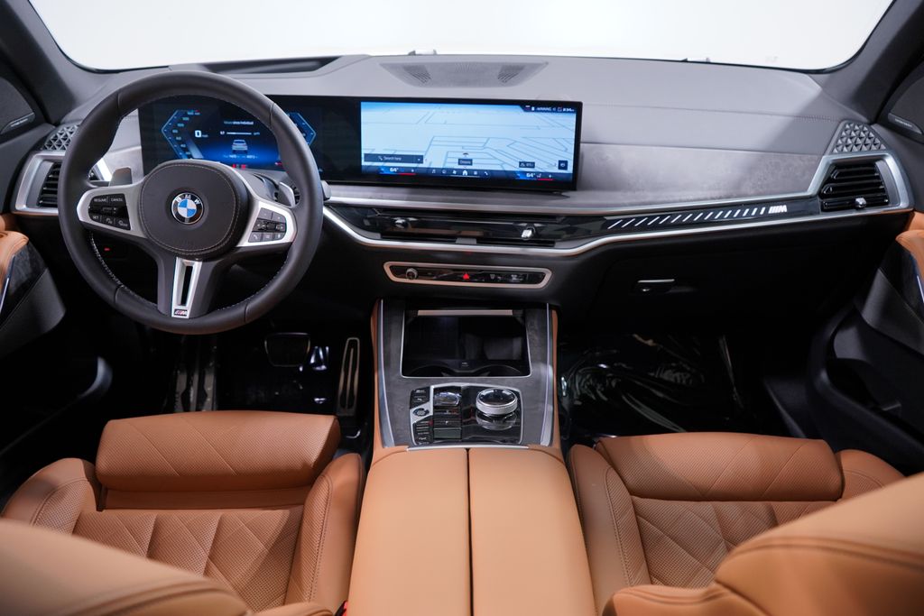 2025 BMW X5 M60i - Photo 12