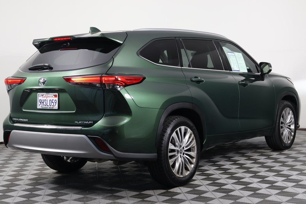 Used 2023 Toyota Highlander Platinum SUV