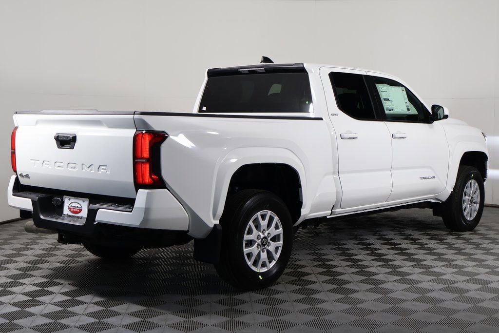 New 2025 Toyota Tacoma SR5 4X4 DBL CAB LONG BED