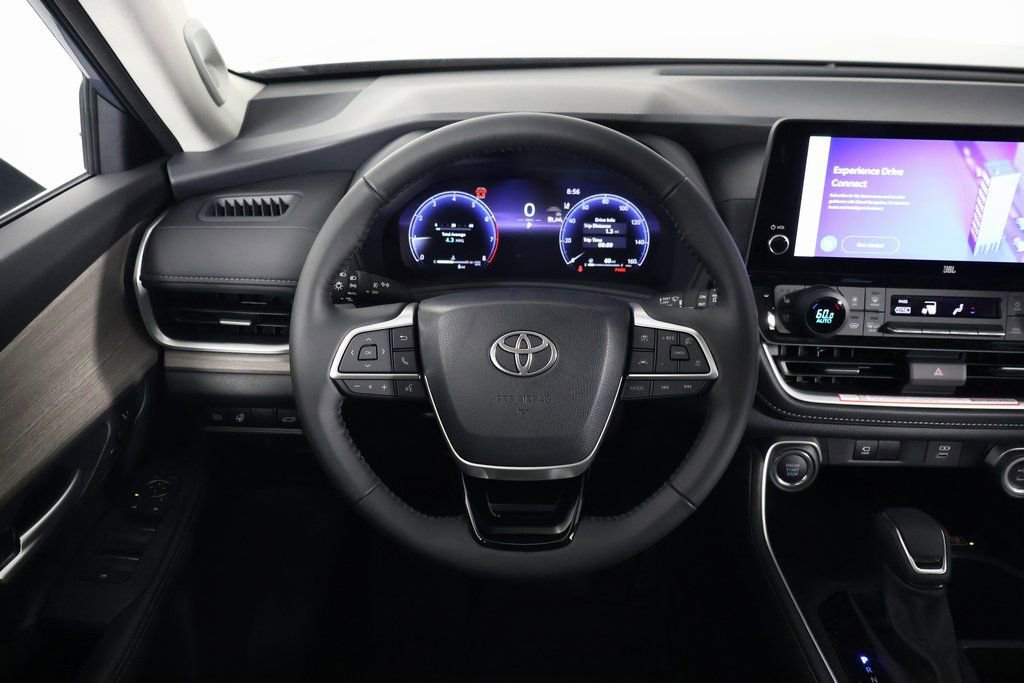 2026 Toyota Grand Highlander Limited photo 3