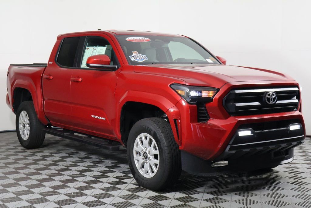 2025 Toyota Tacoma SR5 photo 3
