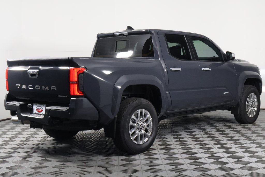 2025 Toyota Tacoma Limited photo 4