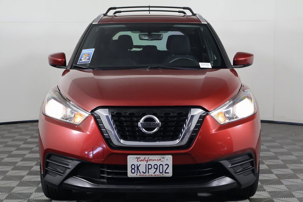 2018 Nissan Kicks SV photo 2