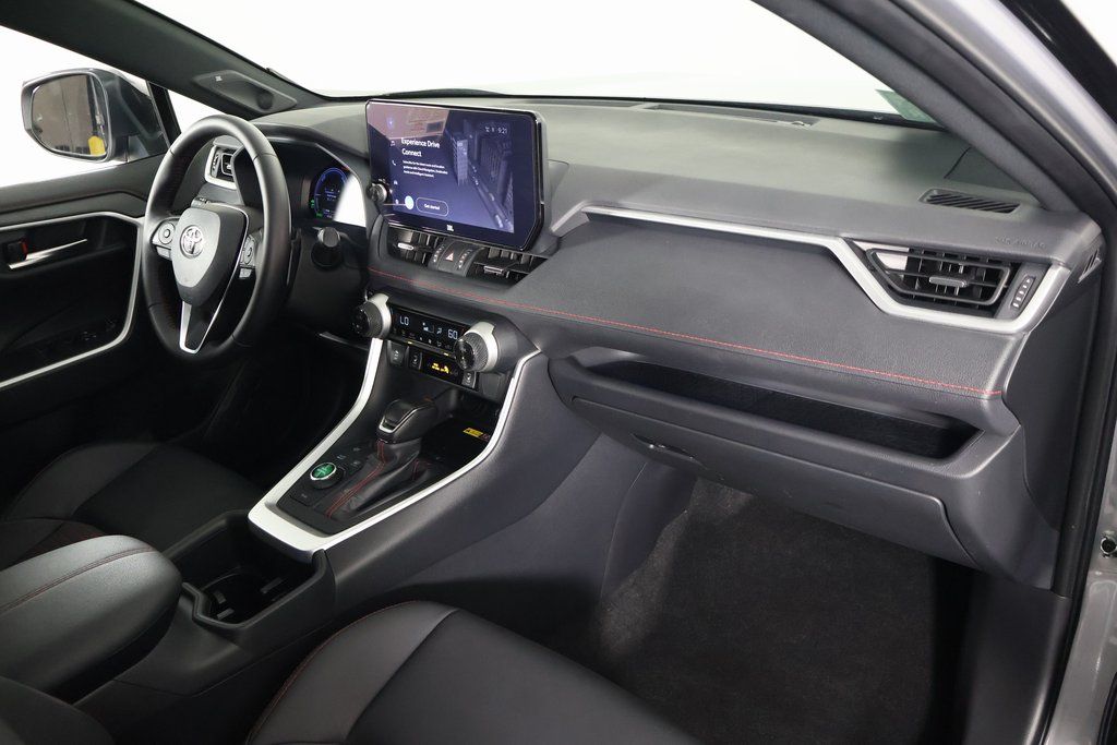 2025 Toyota RAV4 XSE - Photo 9
