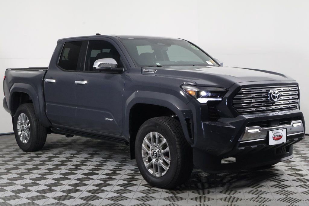 2025 Toyota Tacoma Limited photo 3