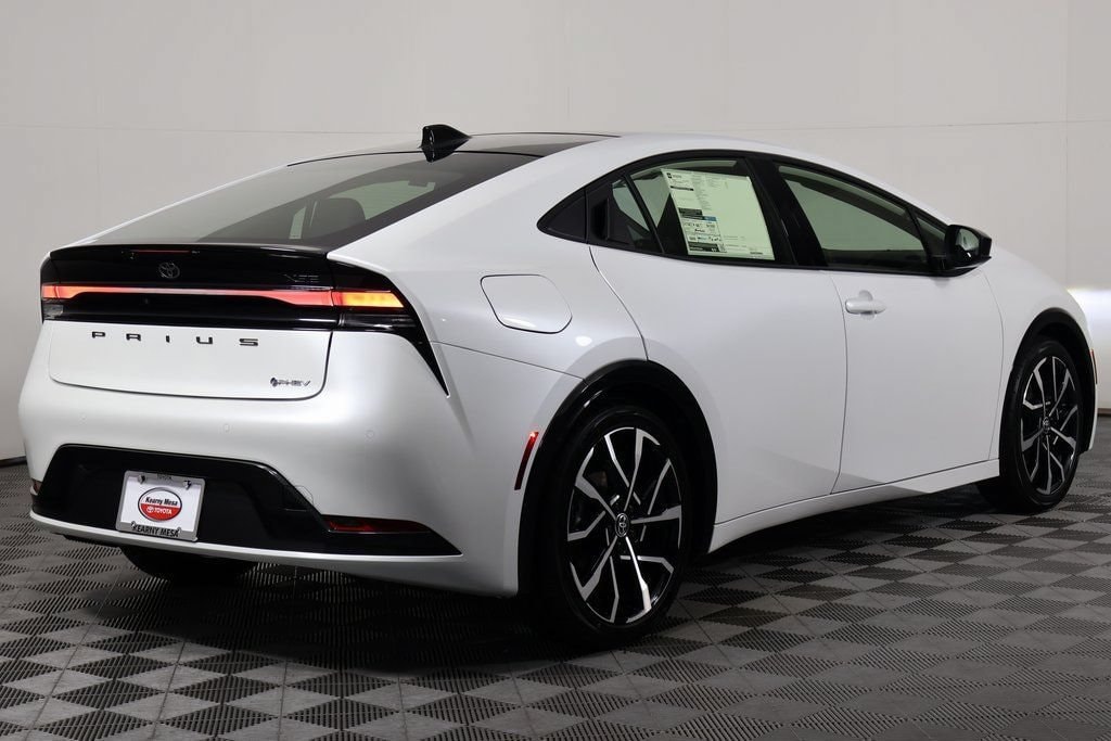 New 2026 Toyota Prius Plug-in Hybrid XSE PLUG-IN HYBRID