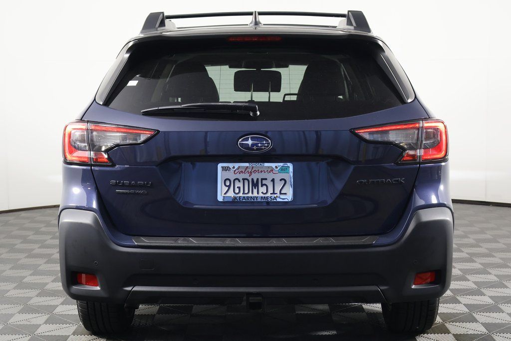 2023 Subaru Outback Onyx Edition photo 5