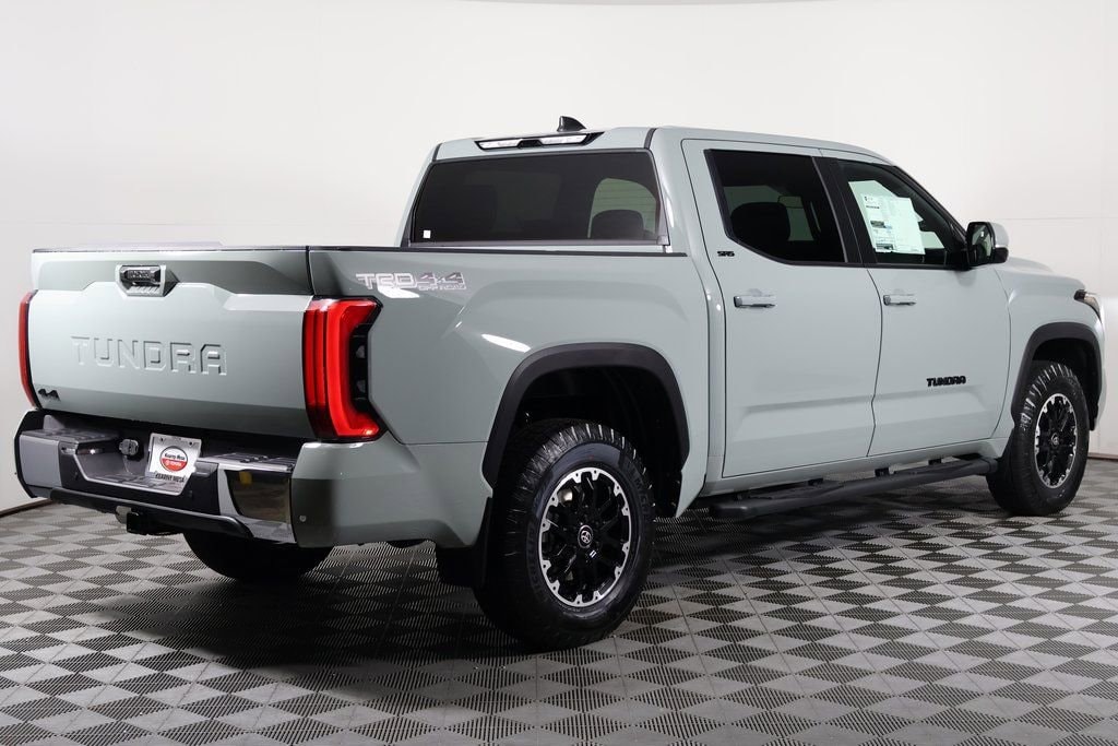 New 2026 Toyota Tundra SR5 SR5 CREWMAX 5.5