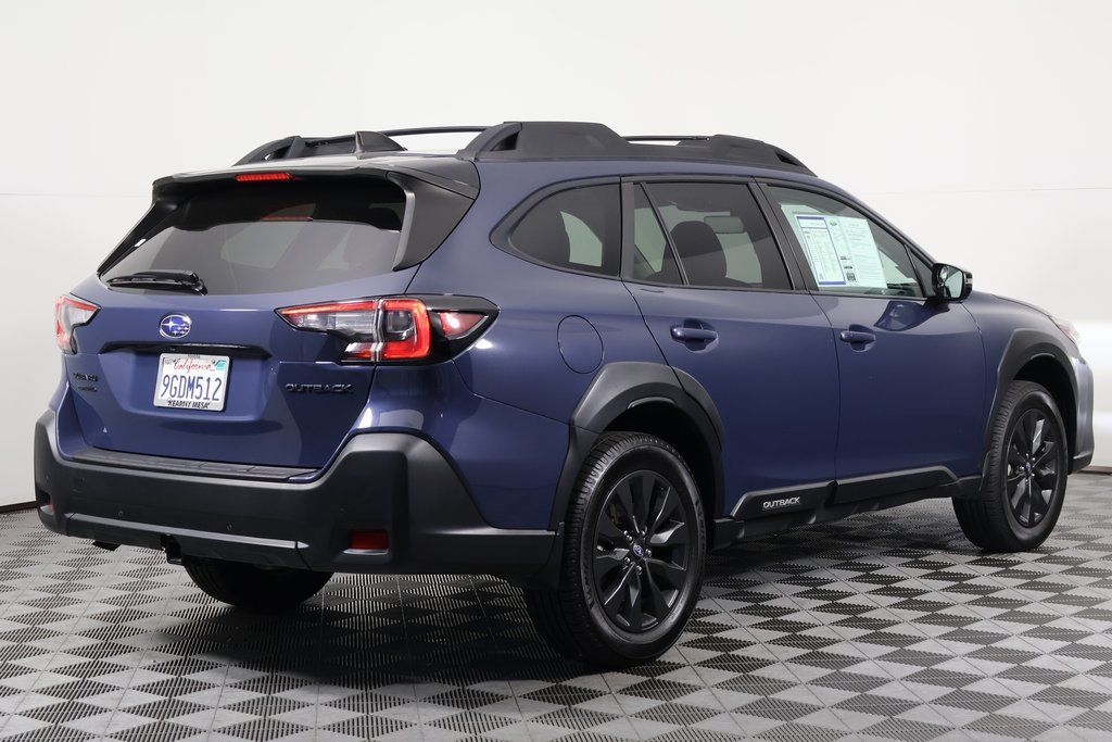 2023 Subaru Outback Onyx Edition photo 4