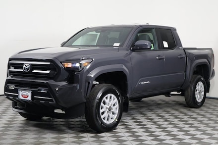 2025 Toyota Tacoma SR5 4X4 DOUBLE CAB