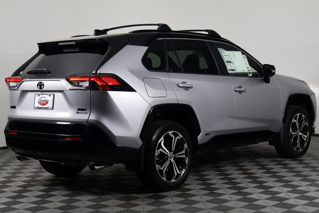 New 2025 Toyota RAV4 Plug-in Hybrid XSE PLUG-IN HYBRID