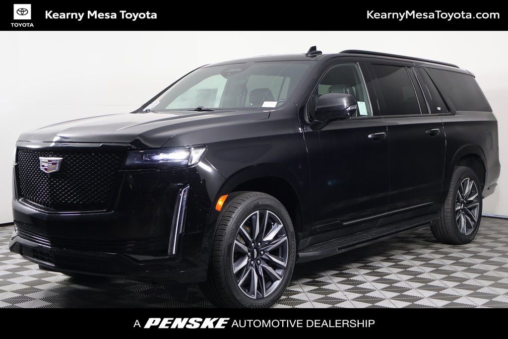 2023 Cadillac Escalade ESV Sport's photo