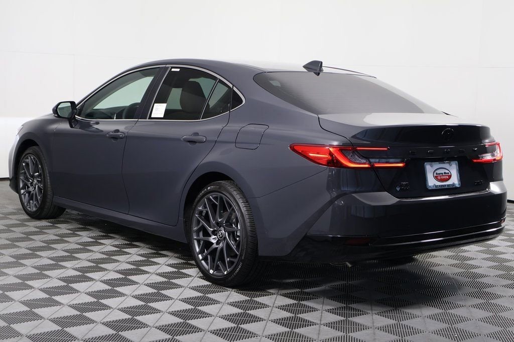 2026 Toyota Camry XLE photo 6