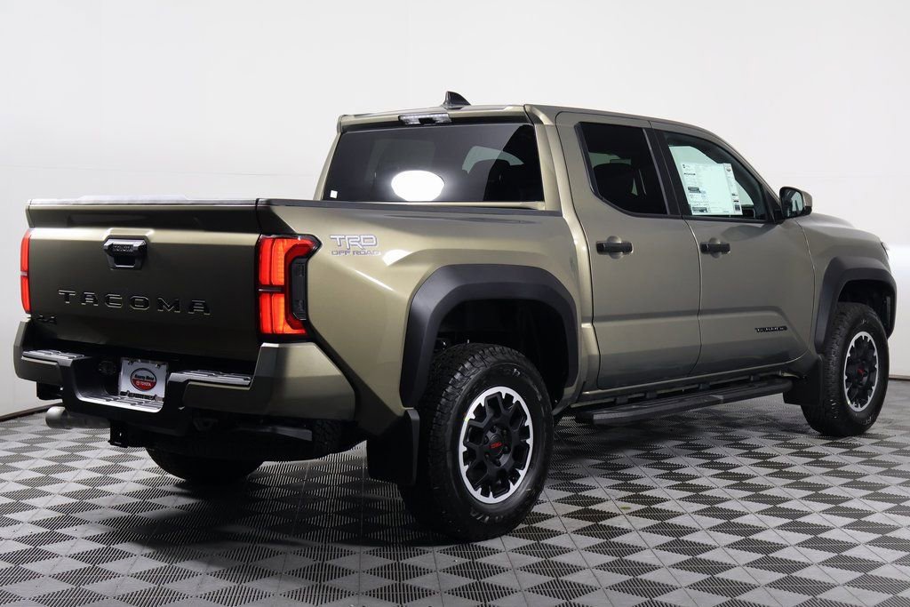2026 Toyota Tacoma TRD Off-Road photo 2