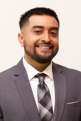 Staff member Jorge Moreno from ID_25b141749475