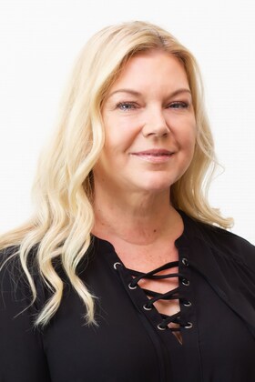 Staff member Hadee Earles from ID_962b51c8dea2