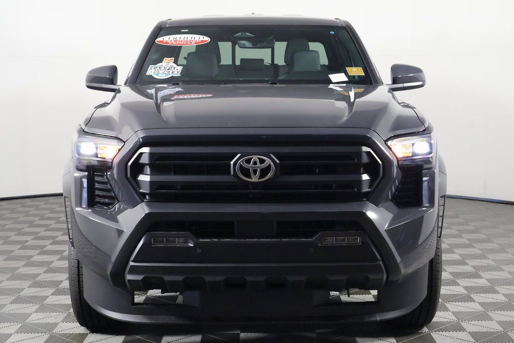 2025 Toyota Tacoma SR5 photo 2