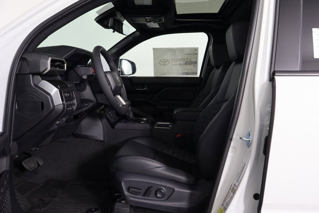 2026 Toyota Tacoma TRD Off-Road photo 5
