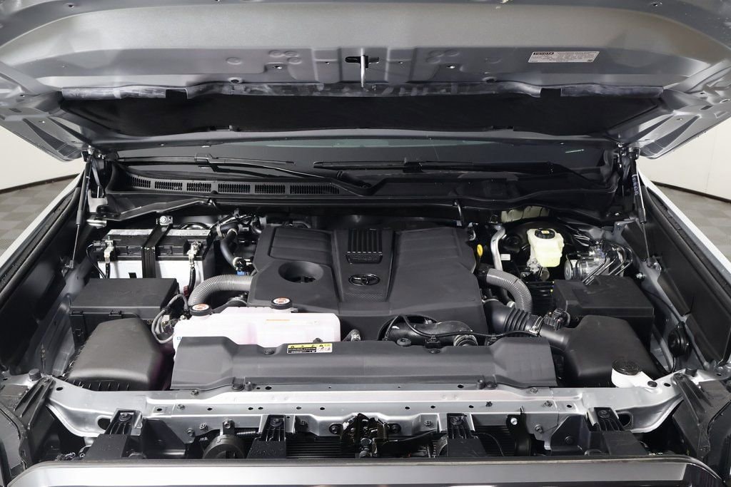 2026 Toyota Tundra Platinum - Photo 9