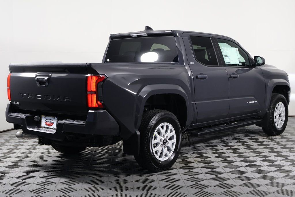 2026 Toyota Tacoma SR5 photo 2