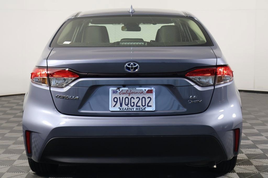2025 Toyota Corolla Hybrid LE photo 5