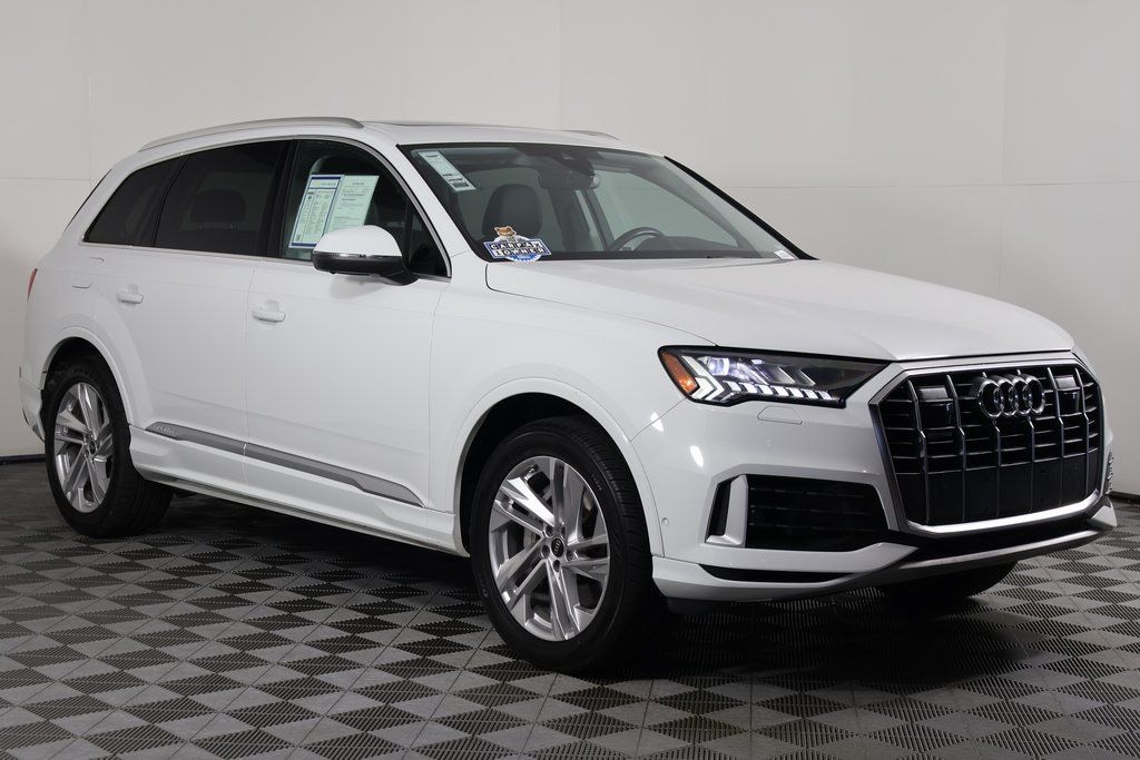 Used 2024 Audi Q7 55 Premium Plus SUV