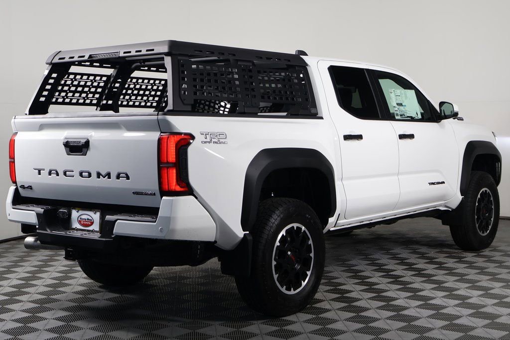 2026 Toyota Tacoma i-FORCE MAX TRD Off-Road photo 2