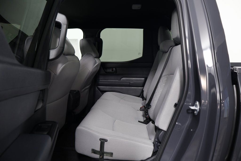 2026 Toyota Tacoma SR5 photo 6