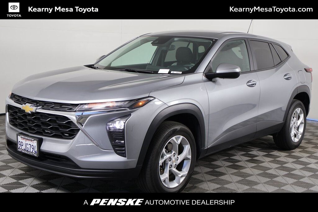 Used 2024 Chevrolet Trax LS SUV
