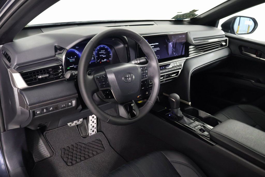 2026 Toyota Camry XSE - Photo 7