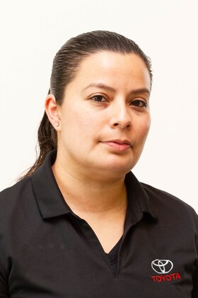 Staff member Wendy Valdez from ID_962b51c8dea2