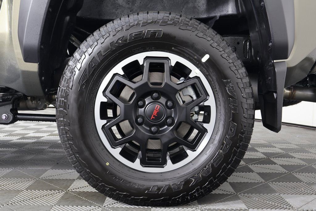 2026 Toyota Tacoma TRD Off Road - Photo 10