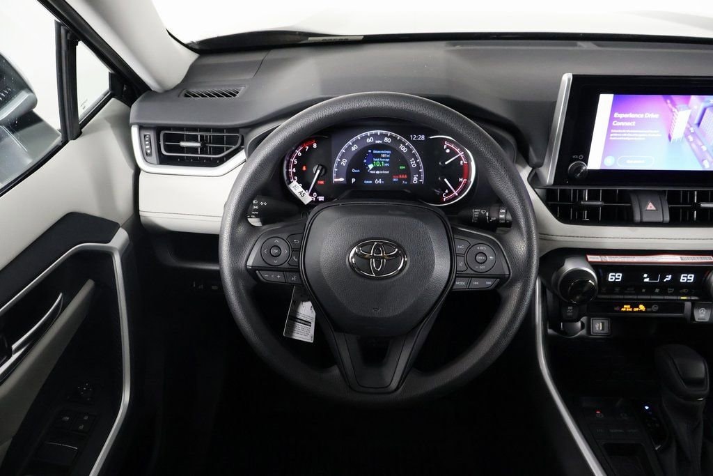 New 2025 Toyota RAV4 XLE XLE FWD SUV