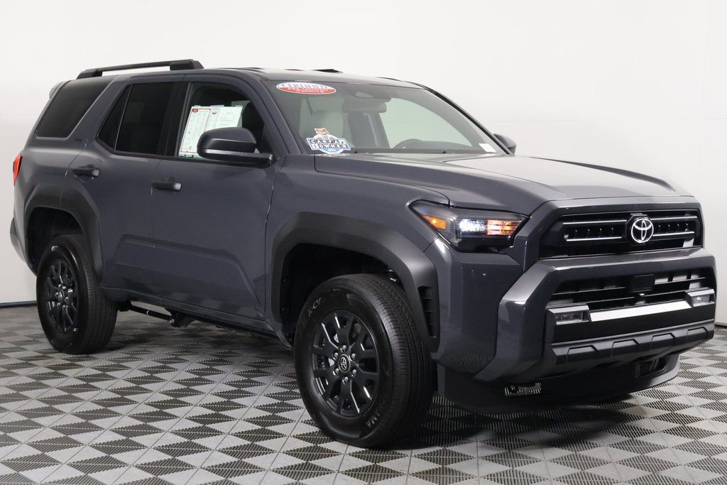 2025 Toyota 4Runner SR5 photo 3