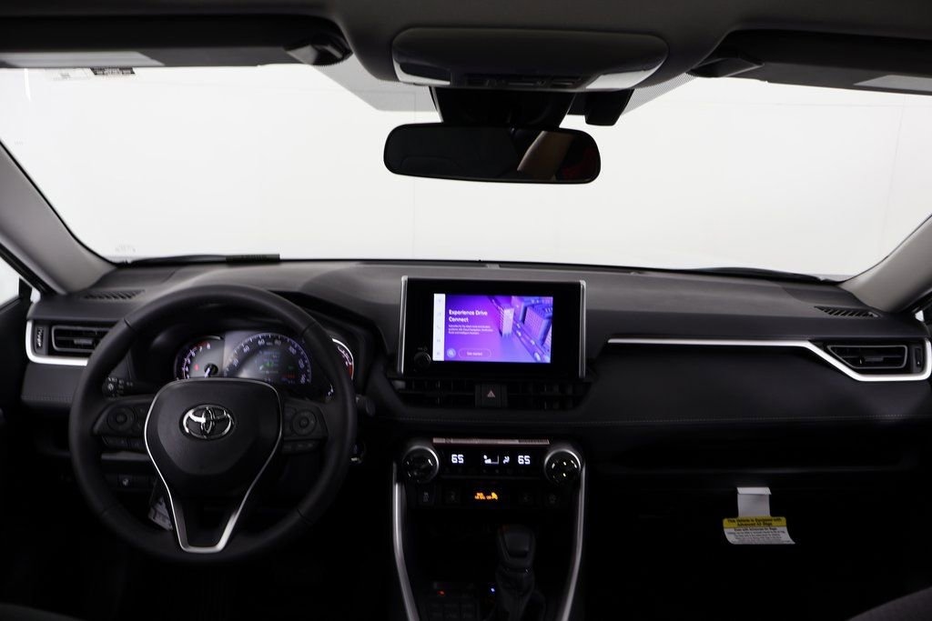 New 2025 Toyota RAV4 XLE XLE AWD SUV