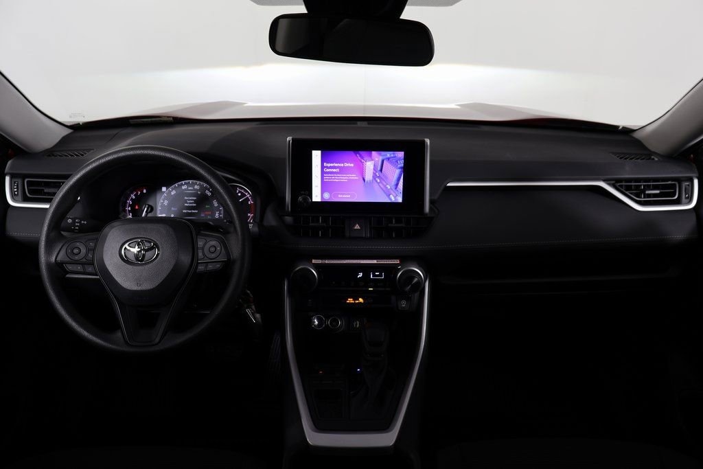 New 2025 Toyota RAV4 LE LE FWD SUV