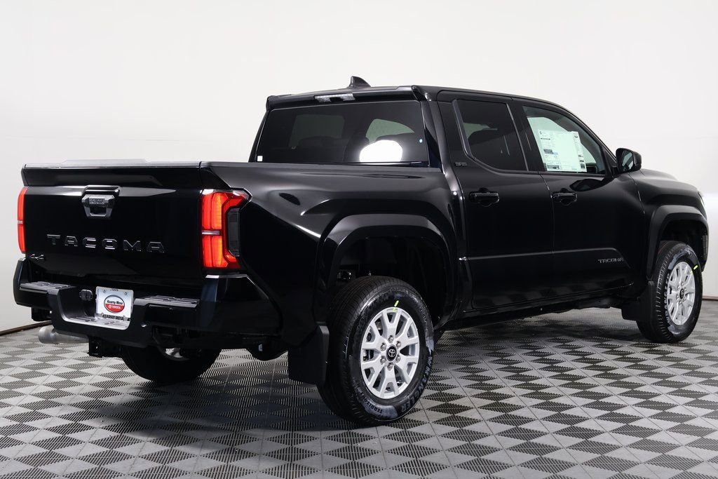 2025 Toyota Tacoma SR5 4x4 Double Cab photo 2
