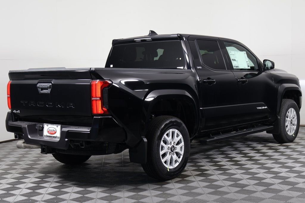 New 2026 Toyota Tacoma SR5 4X4 DOUBLE CAB