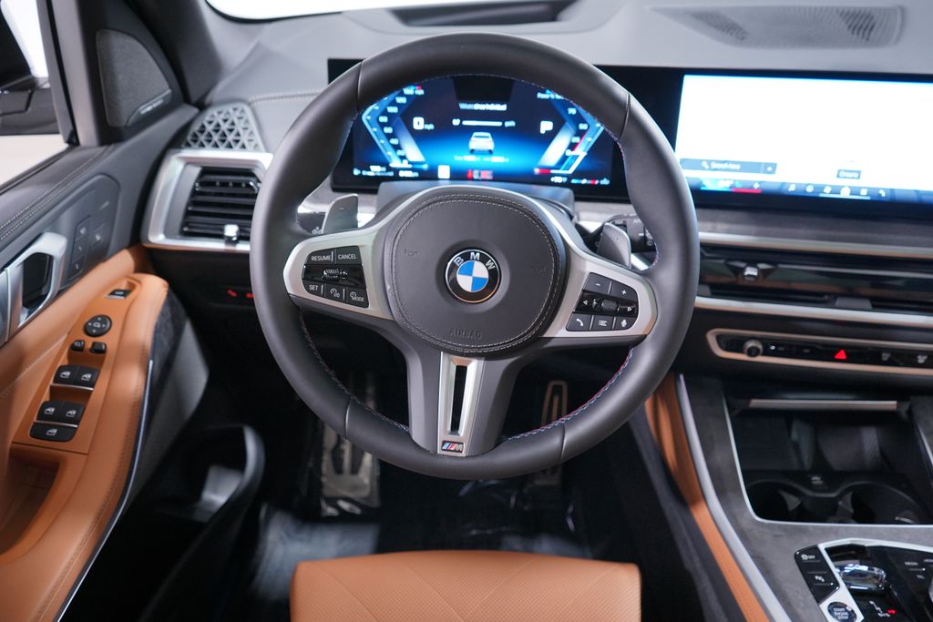 2025 BMW X5 M60i - Photo 10