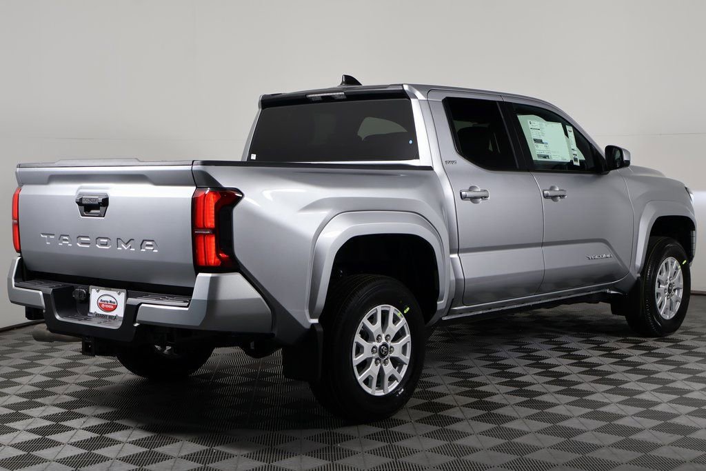 2025 Toyota Tacoma SR5 Double Cab photo 2