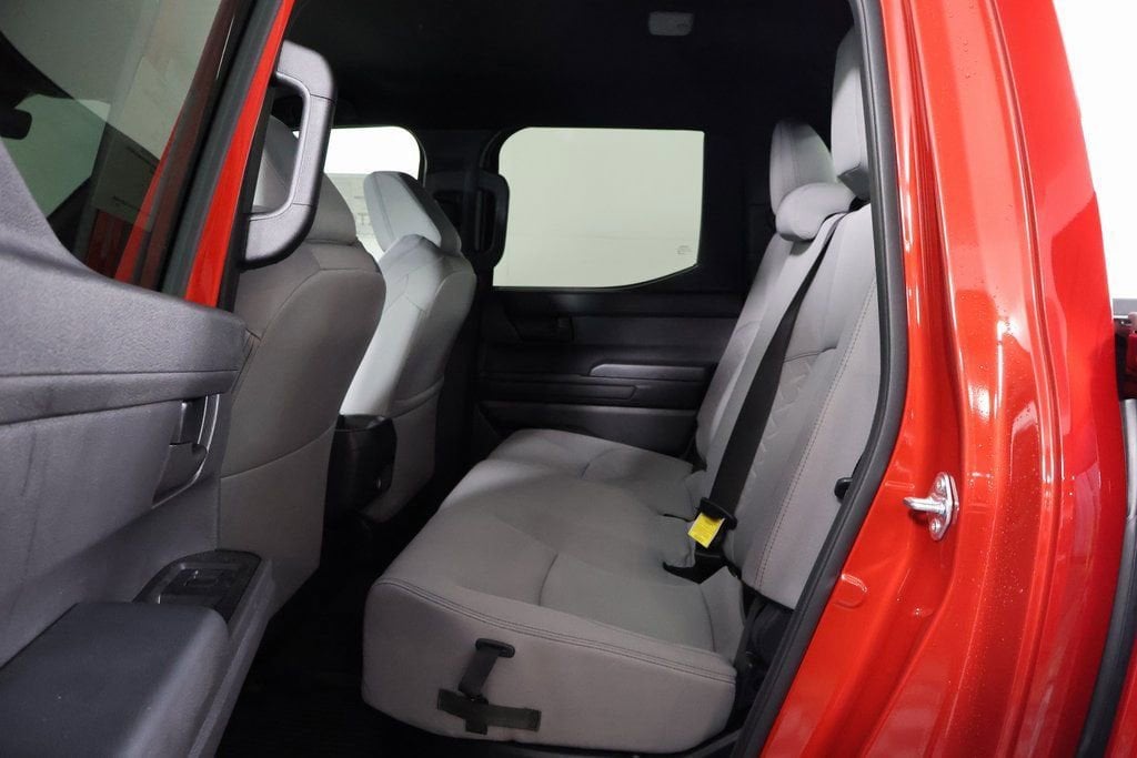 2026 Toyota Tacoma SR5 photo 6
