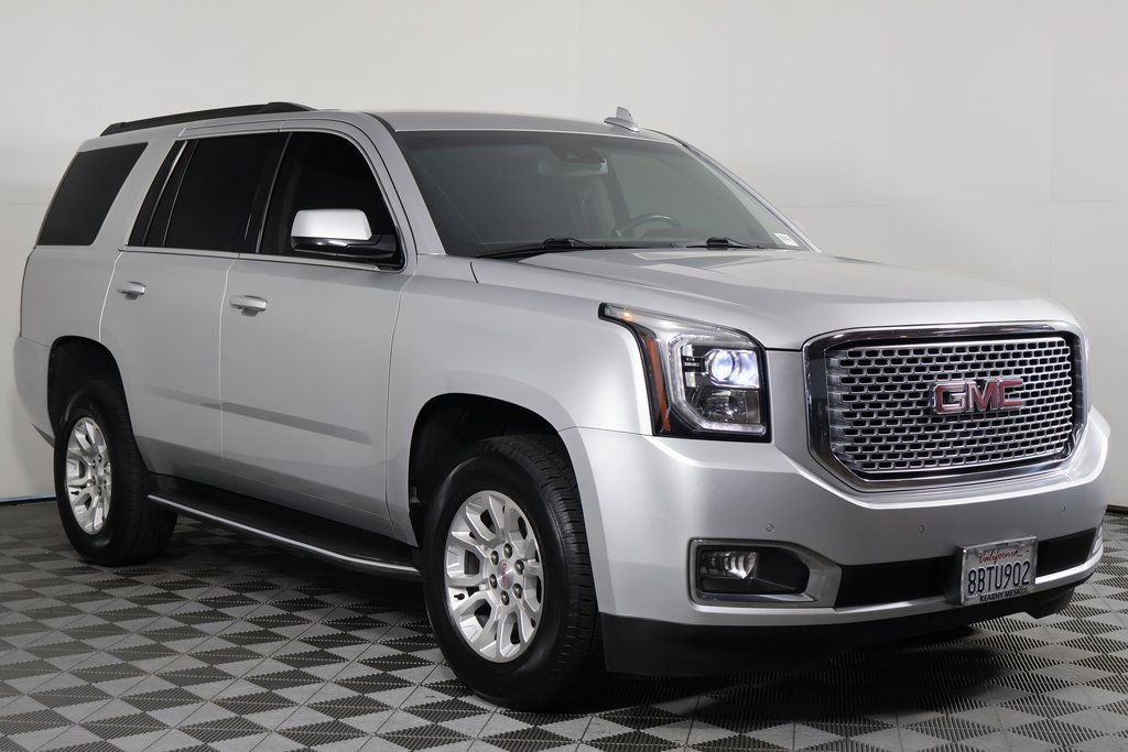 2017 Gmc Yukon SLT photo 3