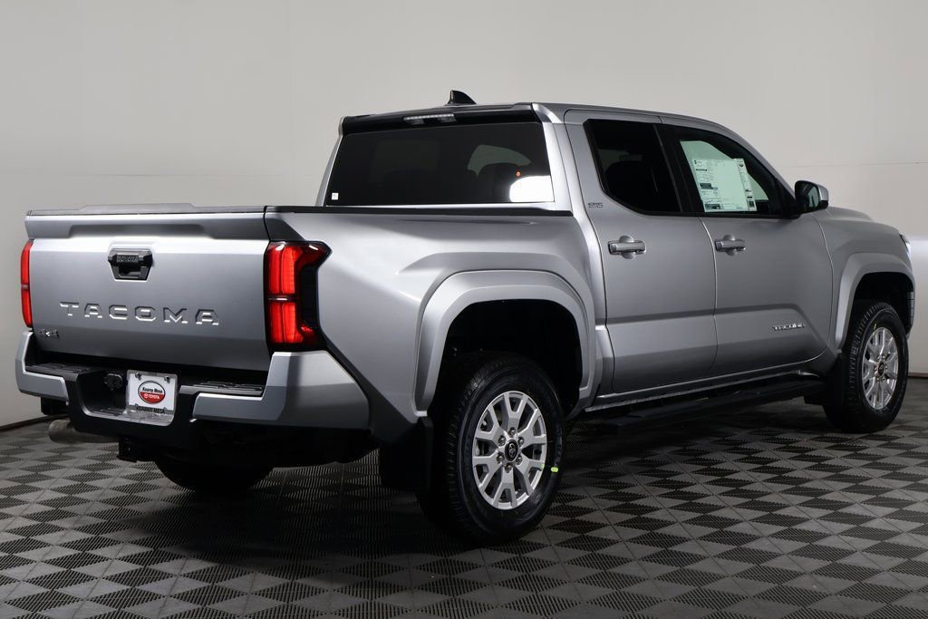 2026 Toyota Tacoma SR5 photo 2