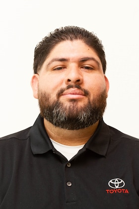 Staff member Adrian Torres from ID_a5aa43c4b68d