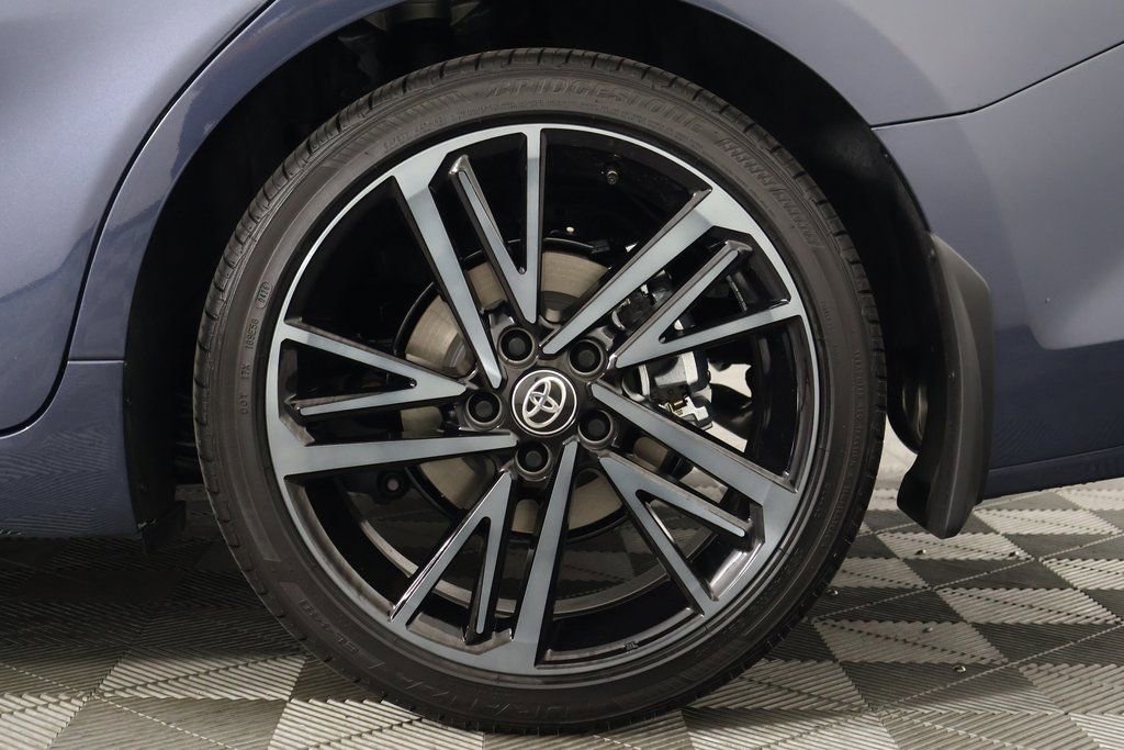 2026 Toyota Camry XSE - Photo 16